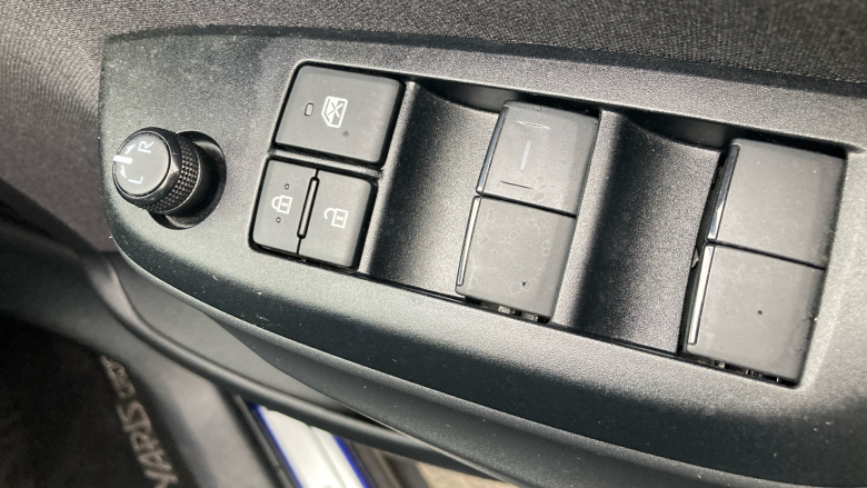 Toyota Yaris Cross 1.5 Hybrid Icon 5dr CVT Hybrid Estate